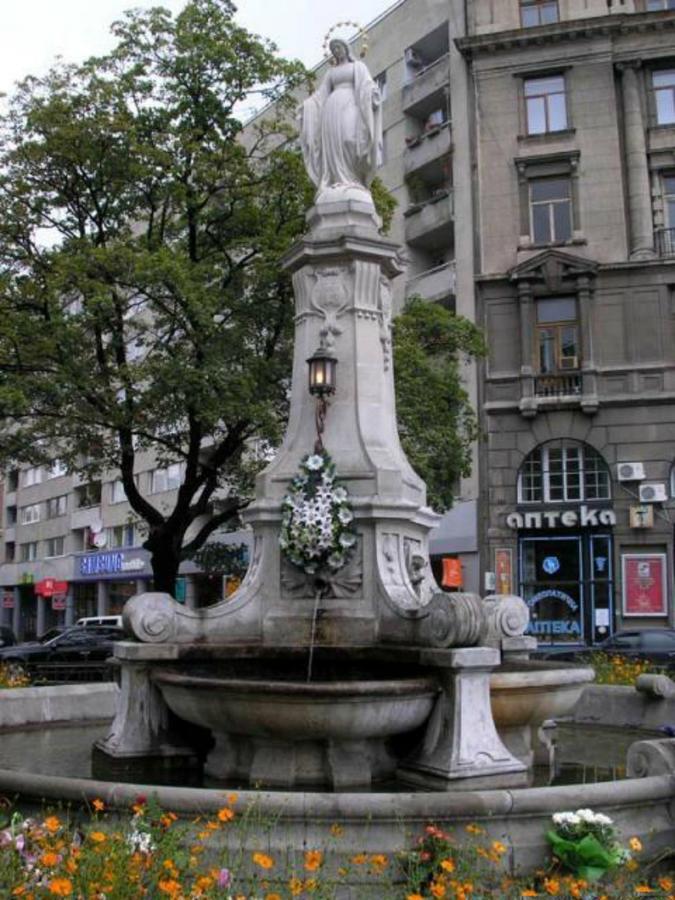 Apartment On Historical Center Of Lviv Extérieur photo